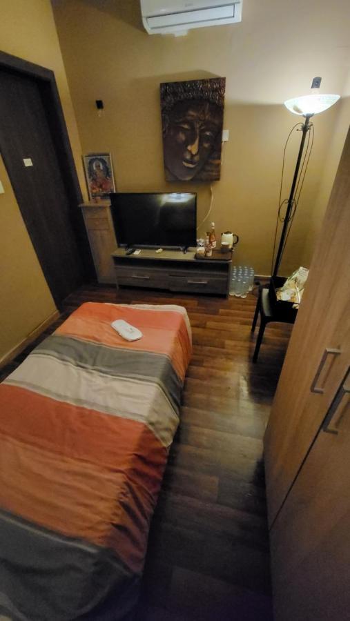 Lotus Guest House Malta Gzira Exteriör bild